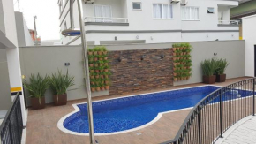 VAR 102B Dpto amplio en Residencial con piscina
